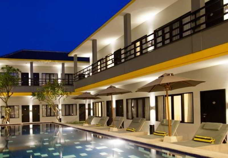Palloma Hotel Kuta Kuta Lombok Exterior foto