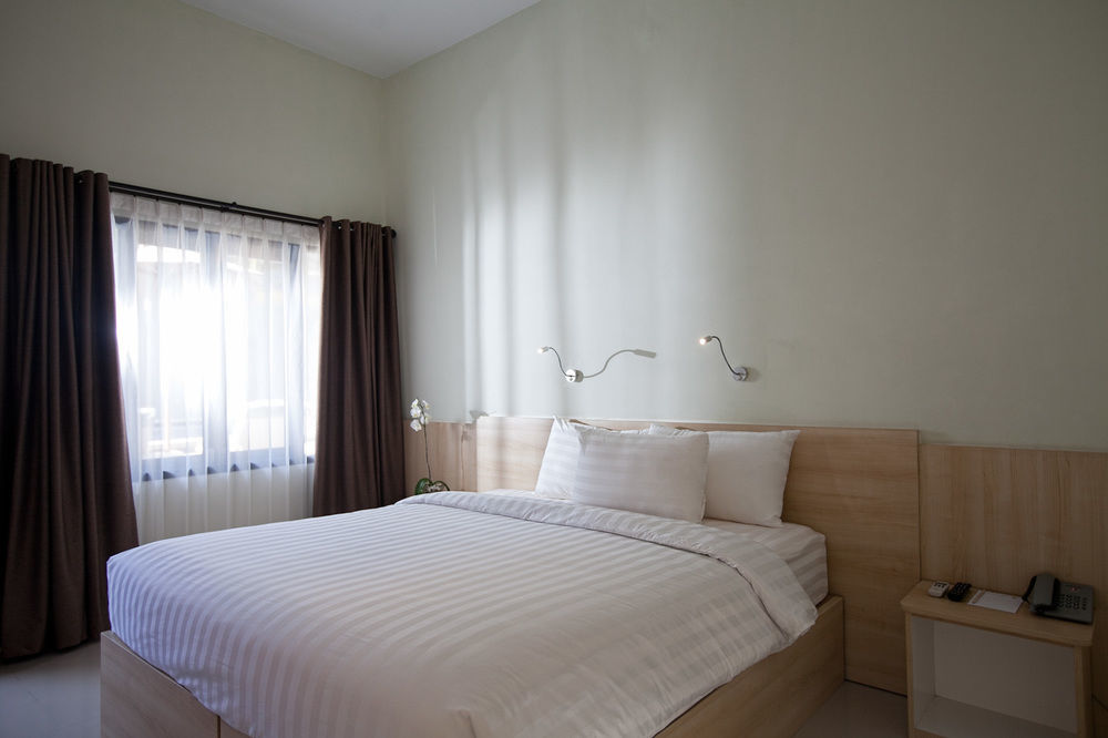 Palloma Hotel Kuta Kuta Lombok Exterior foto