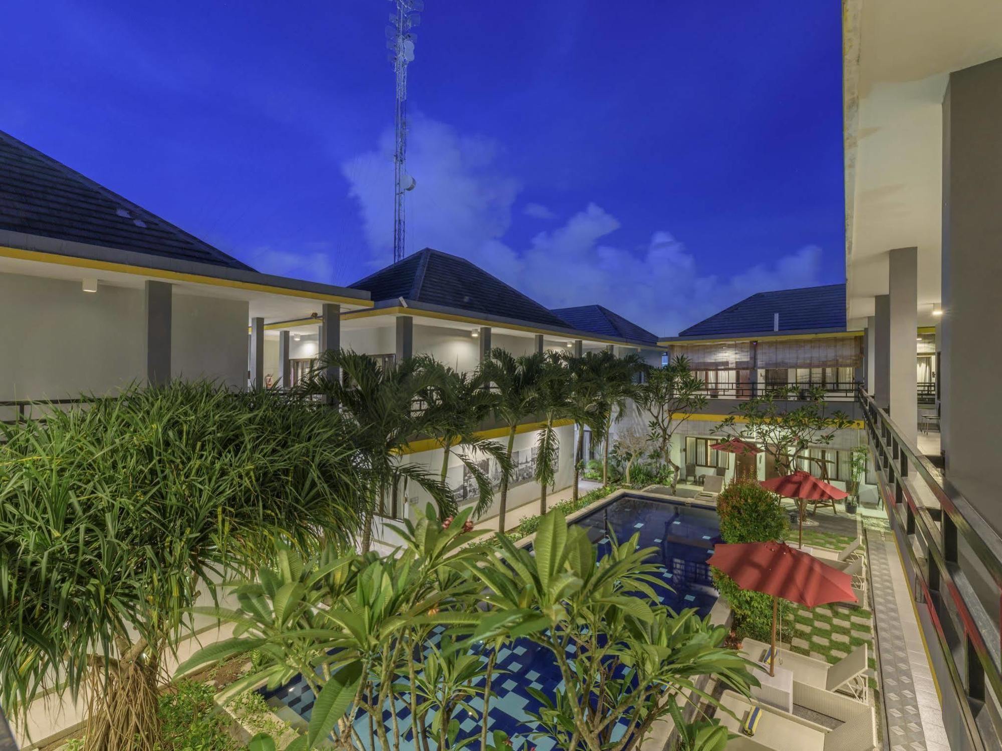 Palloma Hotel Kuta Kuta Lombok Exterior foto