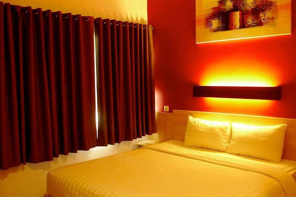 Palloma Hotel Kuta Kuta Lombok Exterior foto